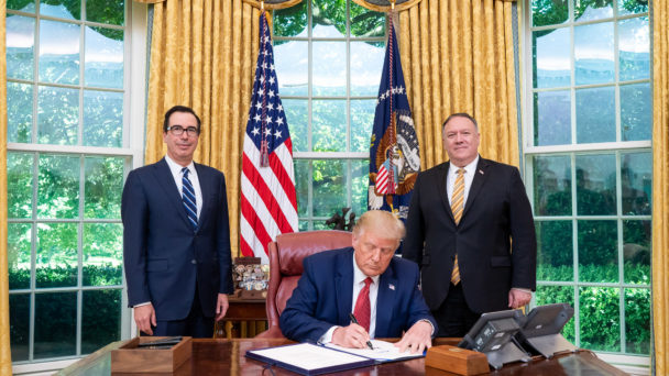 Steve Mnuchin, Donald Trump, Mike Pompeo